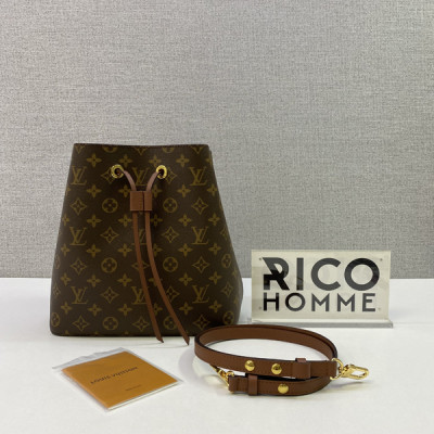 루이B통 네오 노에 소가죽 버킷백 (3color)