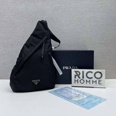 프RA다 리나일론 및 사피아노 가죽 백팩