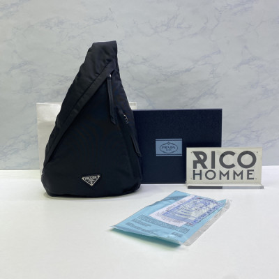 프RA다 리나일론 및 사피아노 가죽 백팩