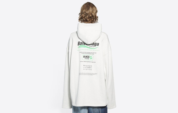 발렌시A가 드라이클리닝 후드티셔츠 (PREMIUM)