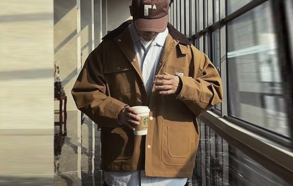 칼하트 W*P X 인빈*블 해밀턴 브라운 초어 코트 (HIGH QUALITY)