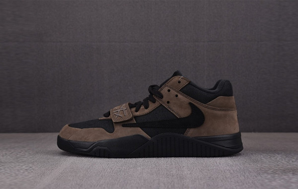 N*KE X 트래비스 스캇 점프맨 잭 다크모카