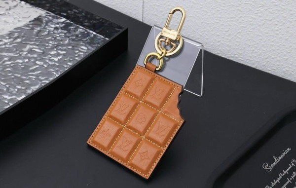 루이B통 초콜릿 바 피겨린 키 홀더 & 백 참 (HIGH QUALITY)