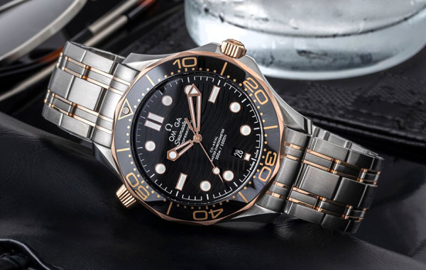 OM*GA 씨마스터 다이버 300M 검판 콤비 로즈골드 42mm 코-엑시얼 1:1 최상급 (싱크 98.9%)