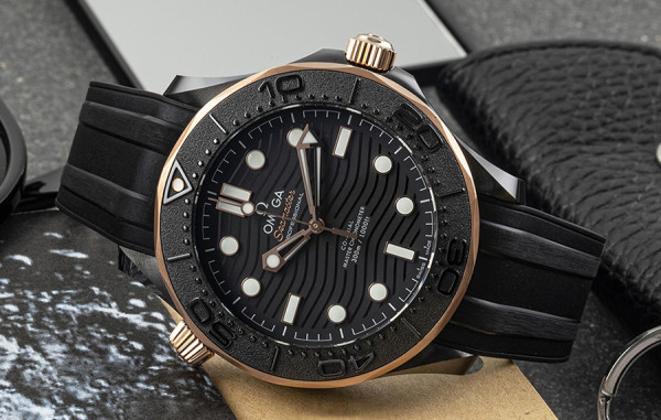 OM*GA 씨마스터 다이버 300M 골드 검판 세라믹 러버밴드 43.5mm 코-엑시얼 1:1 최상급 (싱크 98.9%)