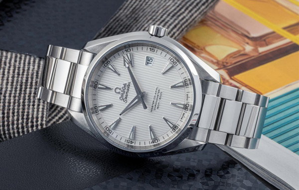 OM*GA 씨마스터 아쿠아 테라 150M 흰판 실버 핸즈 41.5mm 1:1 최상급 (싱크 98.9%)