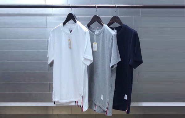 톰*라운 센터백 스트라이프 반팔 티셔츠 (HIGH QUALITY)